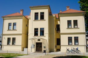Akademija za umjetnost i kulturu u Osijeku
